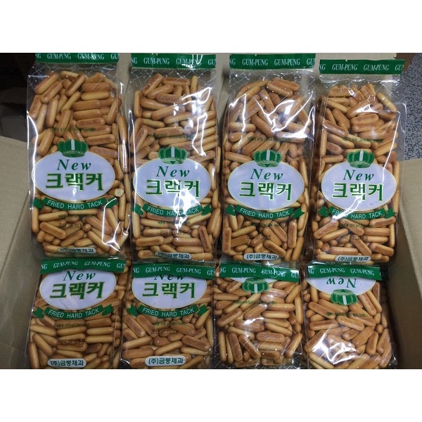 Bánh quy lúa mạch New Cracker Geum Pung 270g - Nhập Khẩu Hàn Quốc