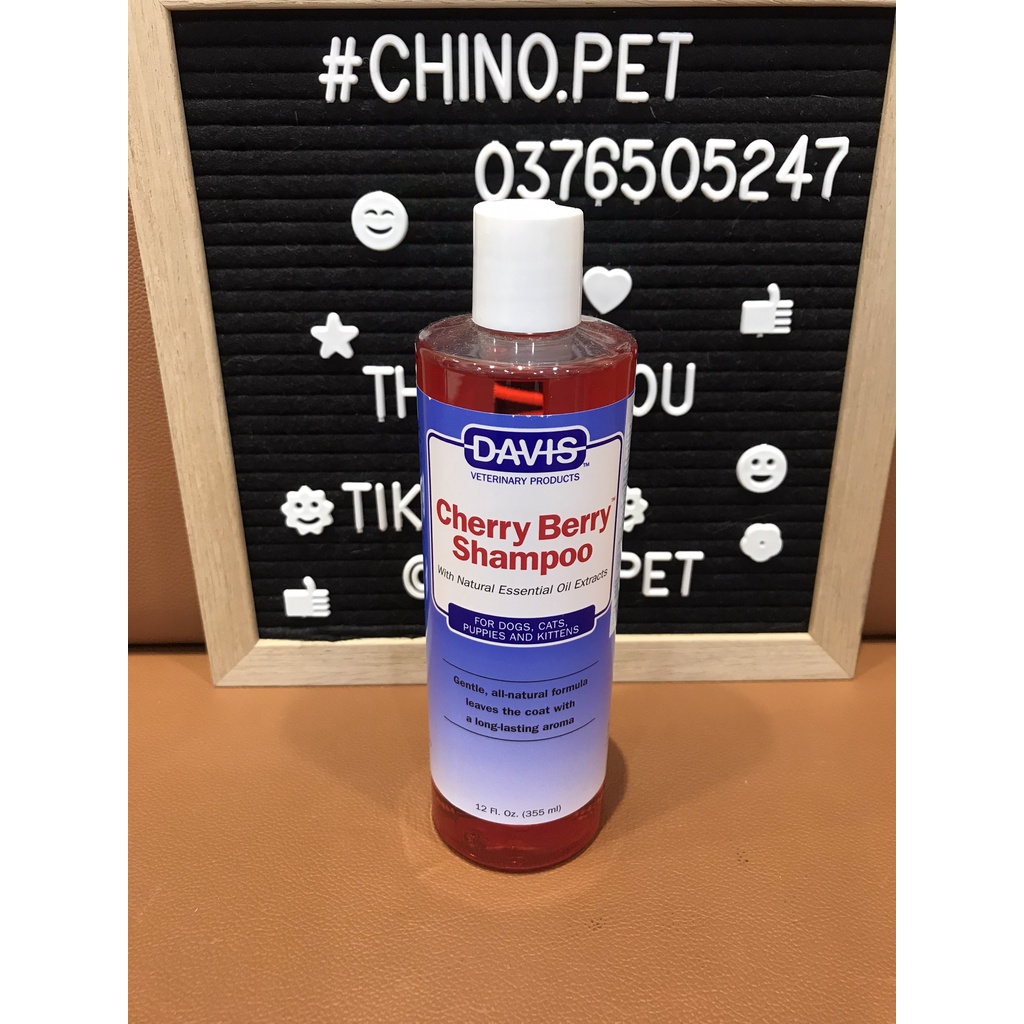 Dầu tắm Daivs Cherry berry shampoo cho chó, mèo, chó con và mèo con, giúp làm sạch và dưỡng lông bóng mượt 355ml