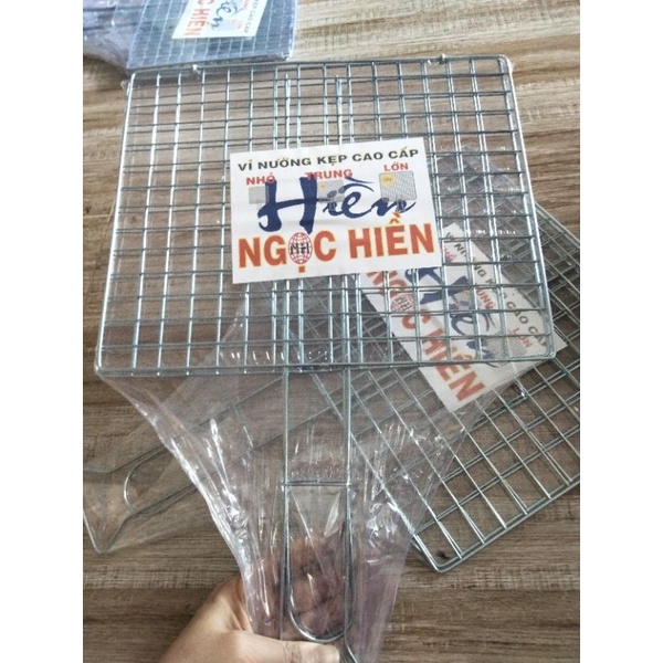 Vỉ nướng kẹp Inox dày dặn, nướng thịt, cá, tôm, mực.