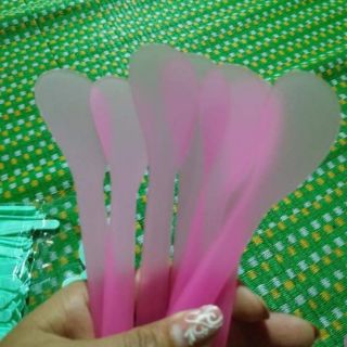 1000 que quét mặt nạ