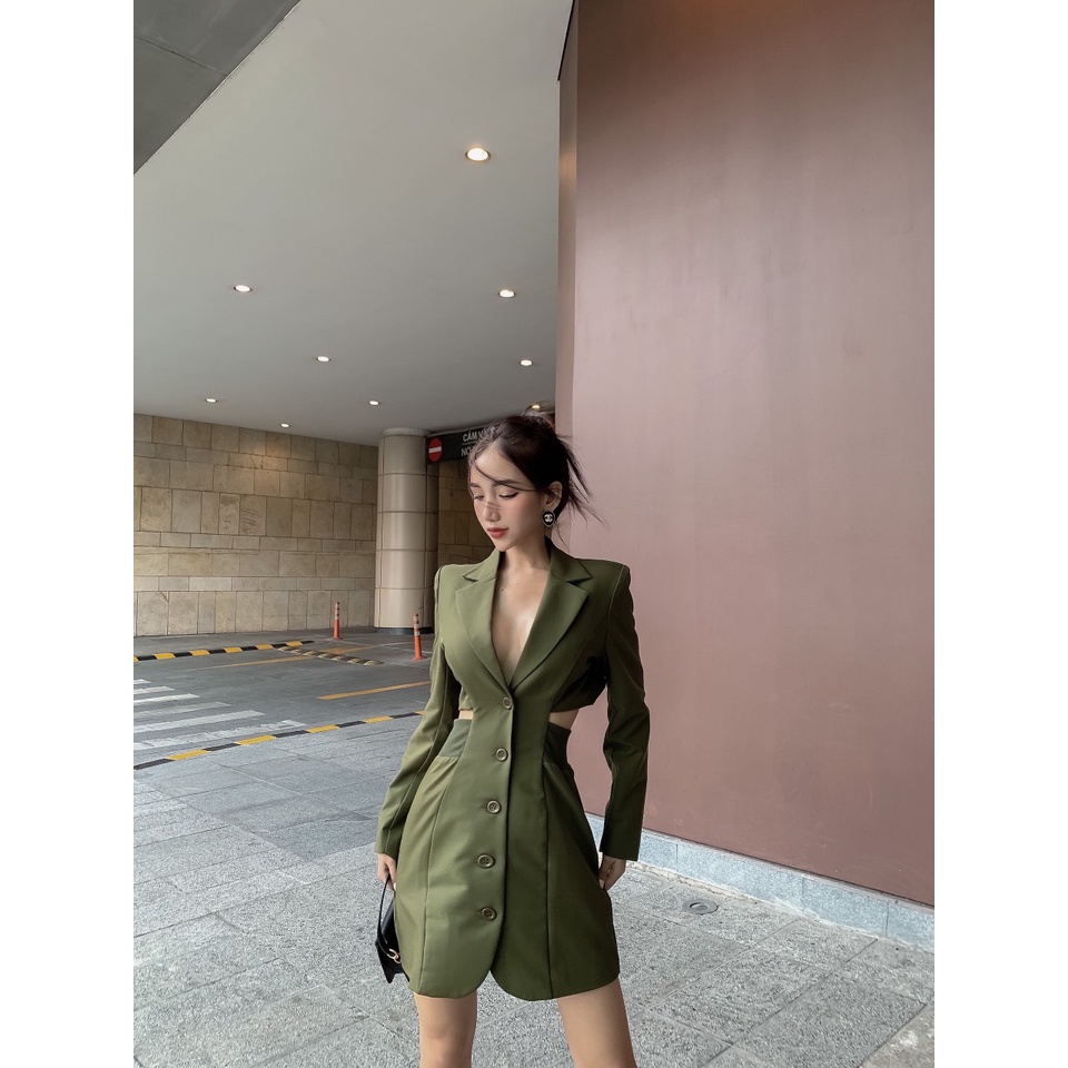 Đầm Vest Hở Lưng Luxury YD380242