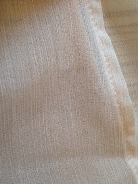 Áo cardigan voan mỏng khoác nhẹ ngoài váy