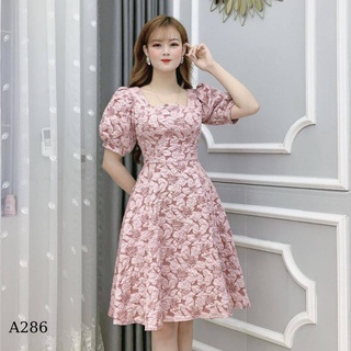 Đầm xoè lụa xốp in hoa nổi dáng xòe màu hồng A286