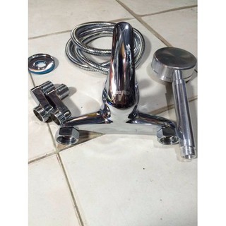 Trọn Bộ Vòi Sen Tắm Nóng Lạnh Ceasar - Củ Sen + Dây Sen + Bát Sen Tăng Áp