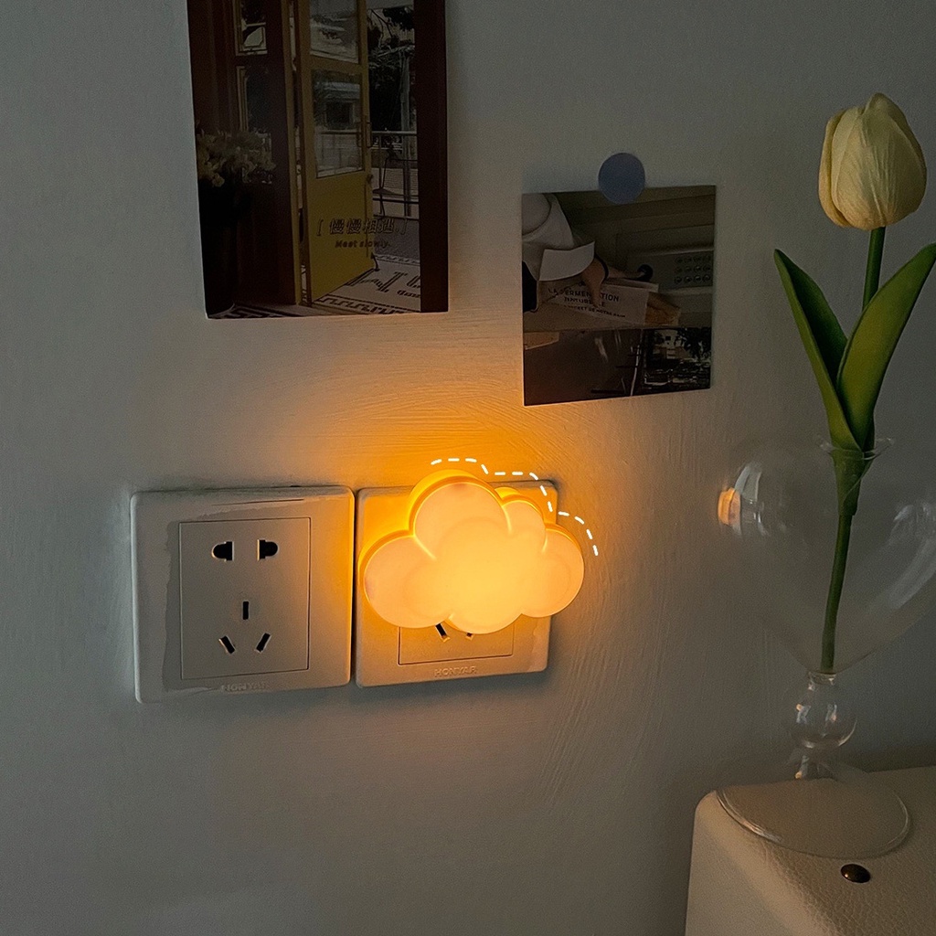 Đèn Ngủ Cảm Biến Ánh Sáng Cắm Ổ Điện LED Hình Cây Nấm Đáng Yêu