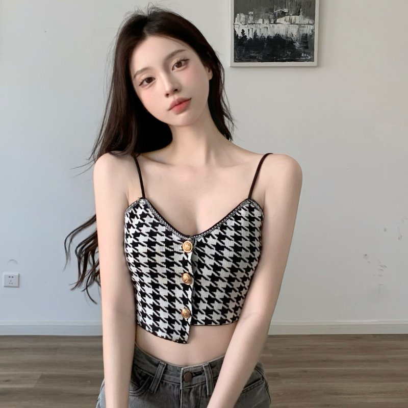 QKOOLE  Áo Croptop Cổ Chữ V Thiết Kế Lệch Tà Quyến Rũ Thời Trang Hàn Quốc Cho Nữ