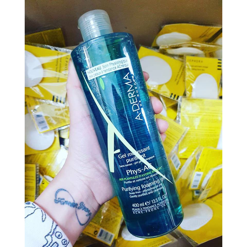 Sữa rửa mặt Aderma 400ml