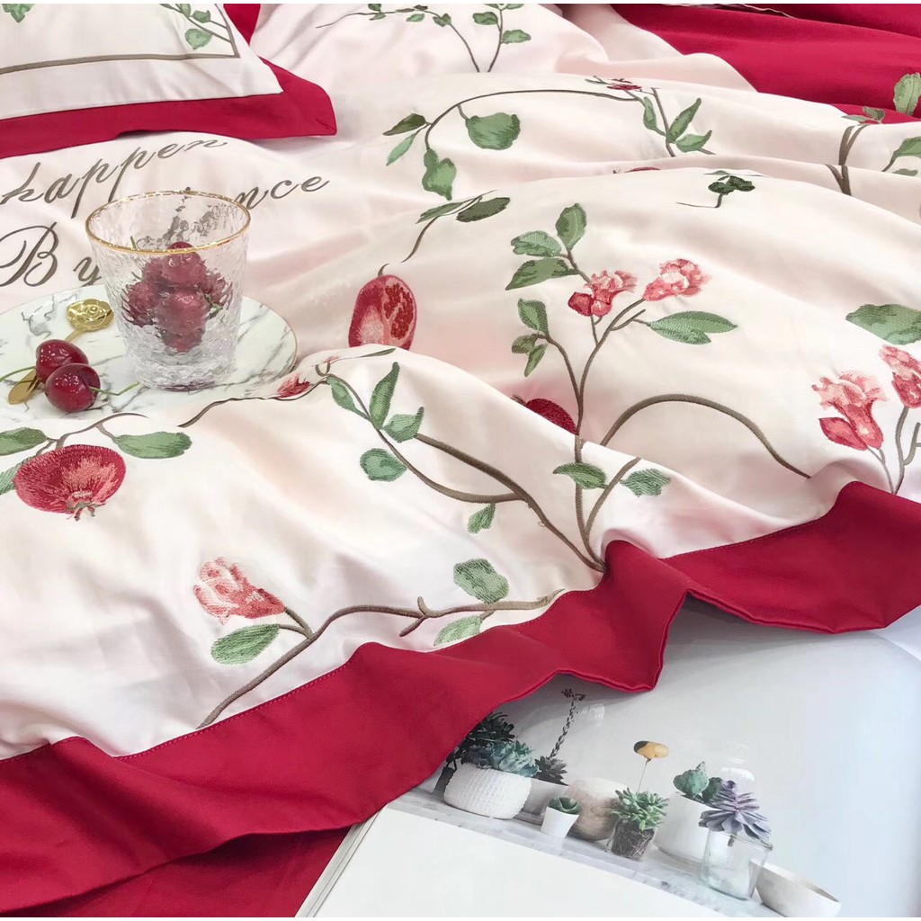 Drap bọc chăn ga lụa cao cấp, thêu Lựu đỏ sung túc và sang trọng