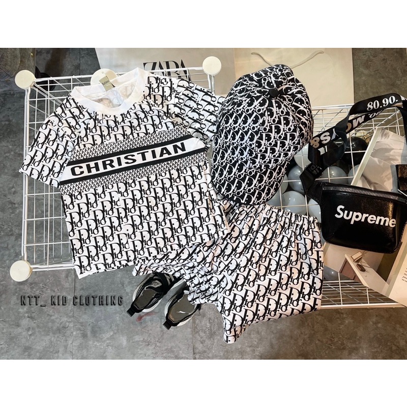 Bộ in tràn kèm mũ cho bé trai