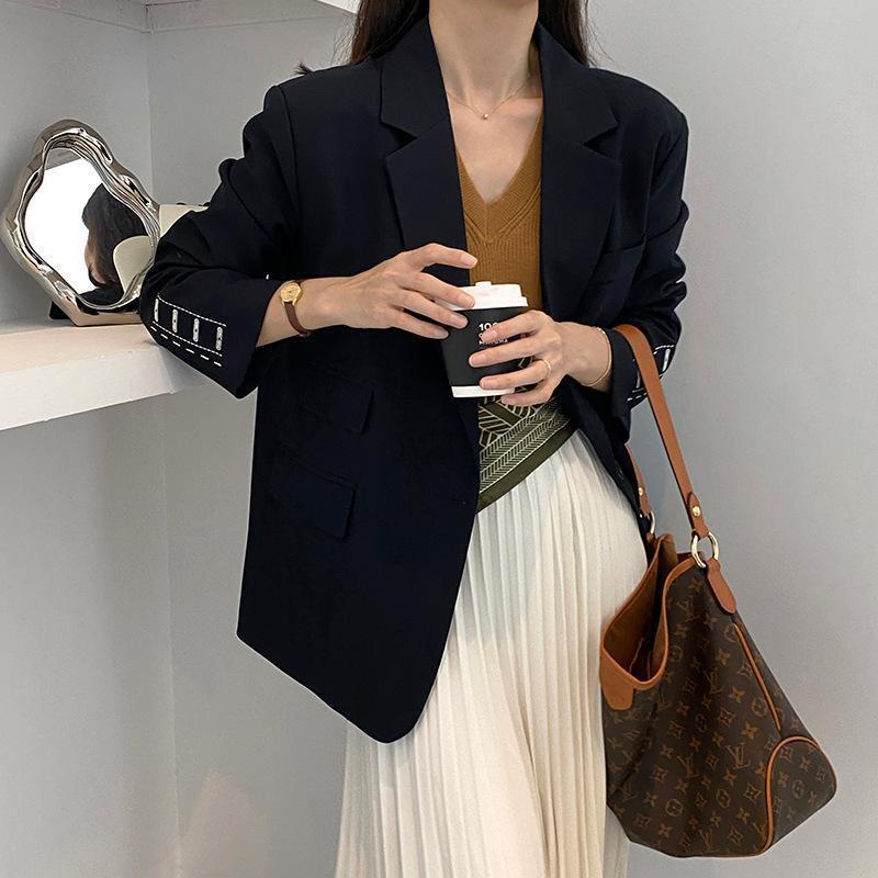 Embroidery design sense of suit jacket women's 2022 spring new advanced sense of leisure foreign style fried brown brown suit