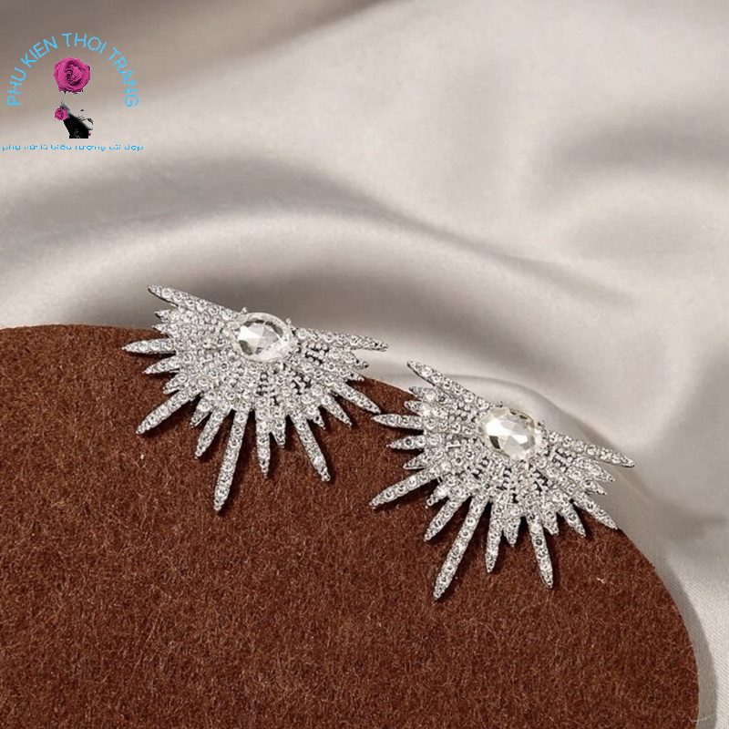 Hoa tai đính đá bling bling
