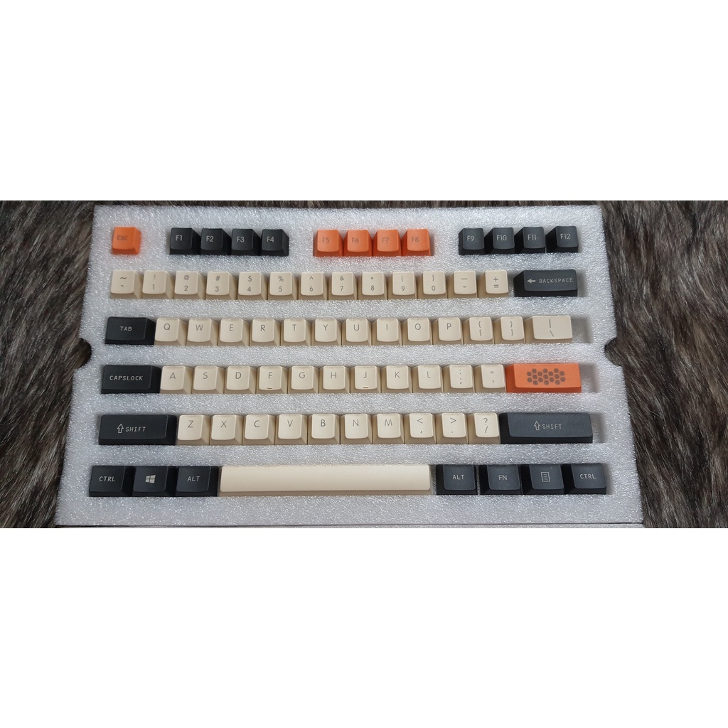 [Hỗ trợ Layout 61/64/68/71/82/84] Set Keycap PBT carbon font lớn - Bộ nút bàn phím cơ thay thế