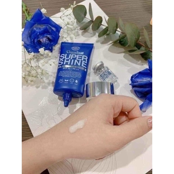 Kem chống nắng nội sinh Cosmeheal super shine