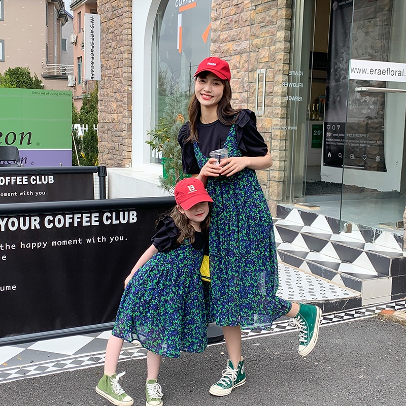 Đầm In Hoa + ÁO Thun Cho Mẹ Và Bé