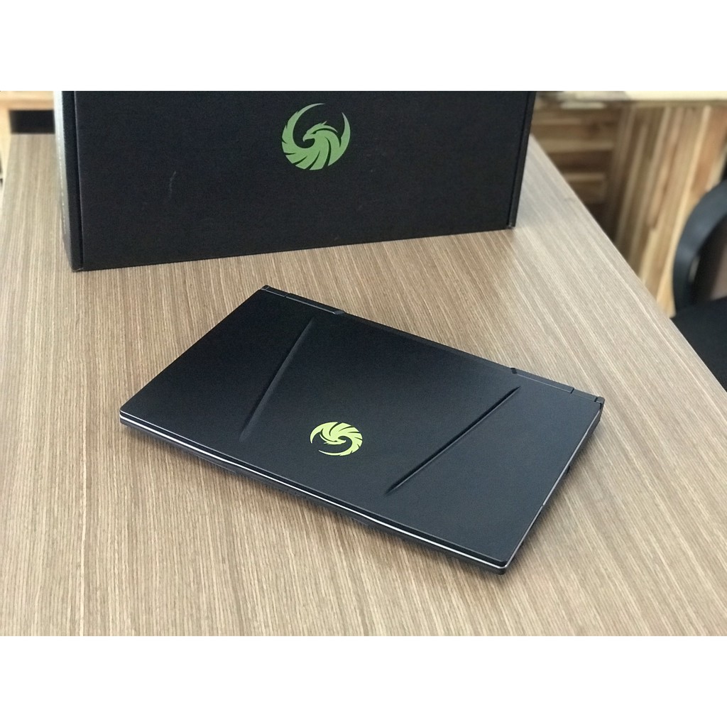 Laptop chơi game MSI Alpha 15