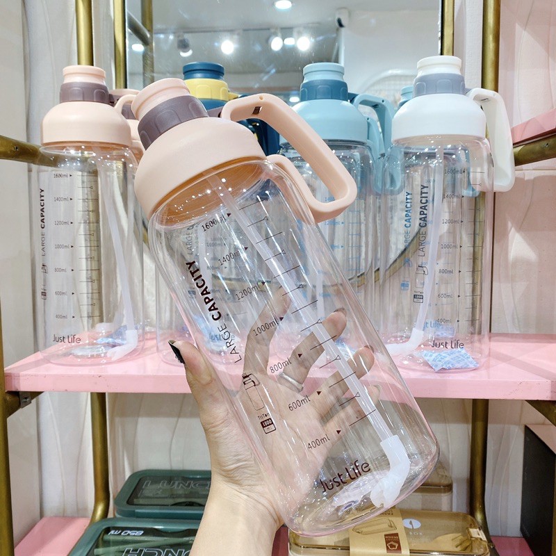 Bình Nước 1800Ml Có Tay Cầm Tặng Kèm Ống Hút ❤️RẺ VÔ ĐỊCH❤️ Bình Nước 1 Lít 8 Siêu To Khổng Lồ
