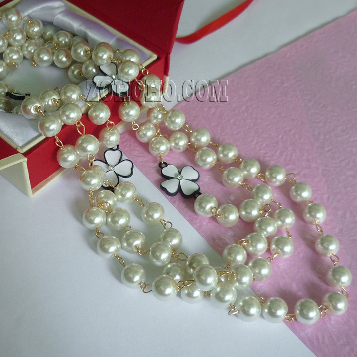 Vòng cổ hột bẹt sang trọng