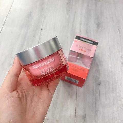 Kết quả hình ảnh cho neutrogena bright boost