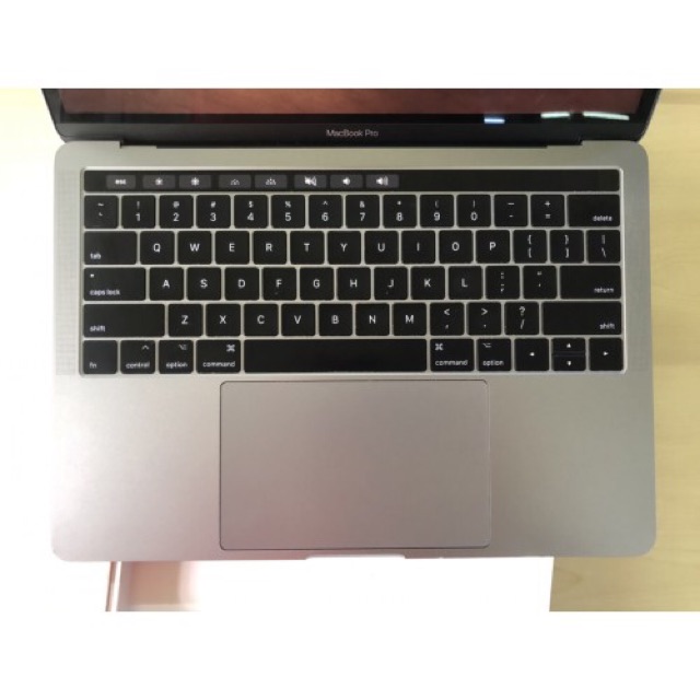 Macbook Pro 13'' 2017 -I5 3.1Ghz 8GB 512GB SSD New 99%