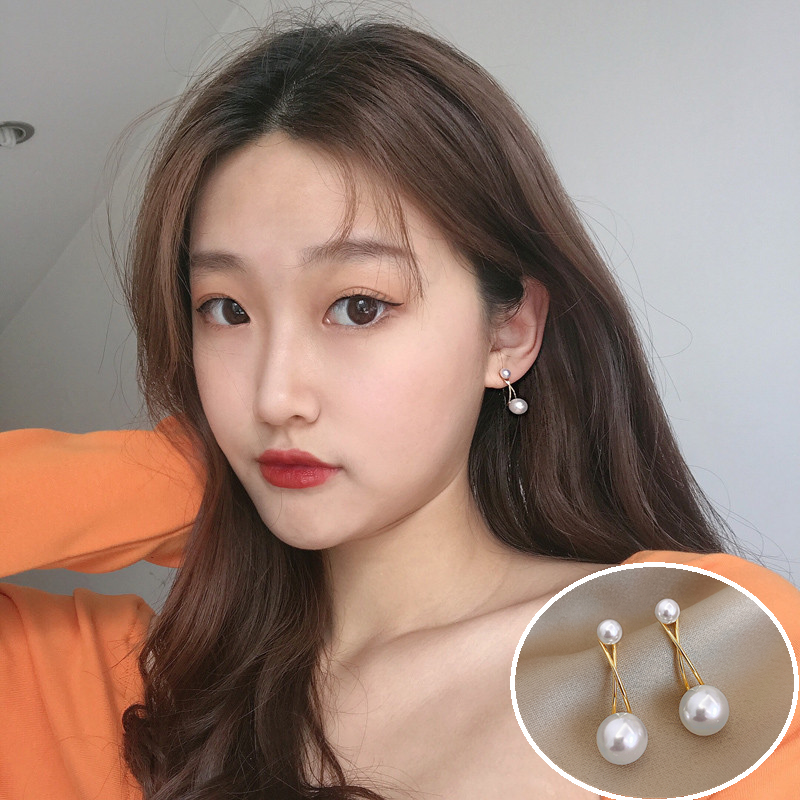 Đôi khuyên tai đính ngọc trai nhân tạo thời trang cho nữ