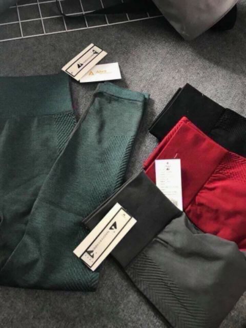 Quần tập thể thao naqi có 4 màu như hình