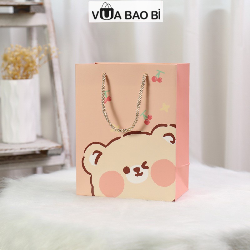 Túi giấy đựng quà Gấu béo dễ thương - Túi quà cute quai lụa