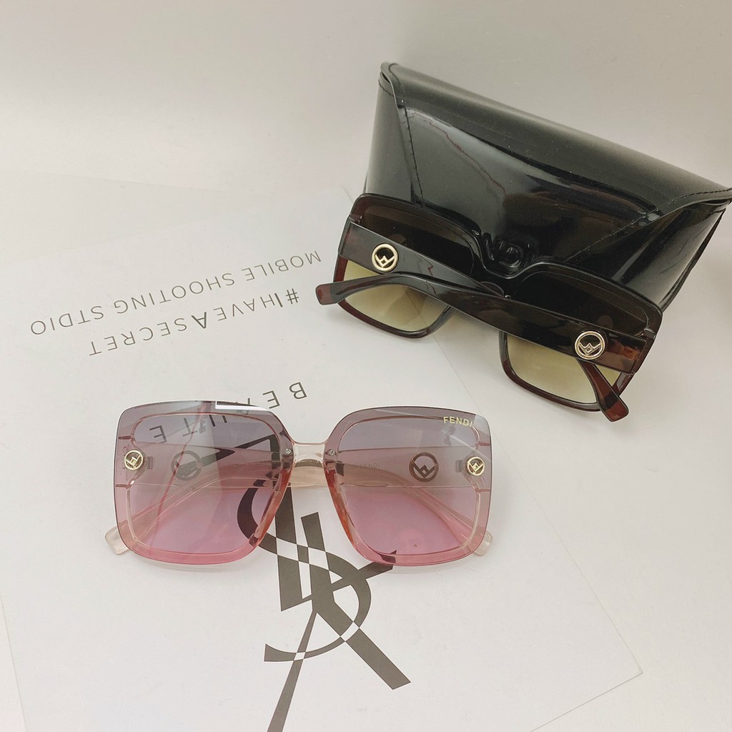 Kính mát thời trang nữ E161 ❌ Kính chống tia UV bảo vệ mắt | BigBuy360 - bigbuy360.vn