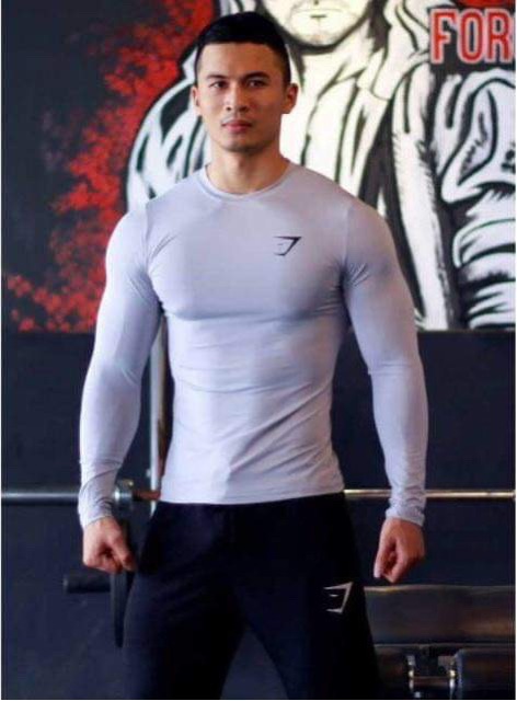 Áo giữ nhiệt nam gymstark chất liệu thun 4 chiều co dãn phù hợp đi chơi , tập gym, chơi thể thao