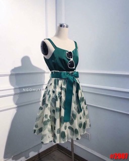 Sét áo dây + chân váy trắng xanh