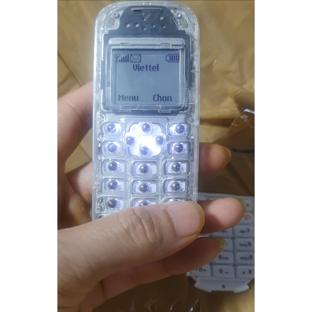 ( Có pin Sạc) Điện Thoại Nokia 1280 Độ Trong Suốt Phím Bi Tặng Kèm Phím thường