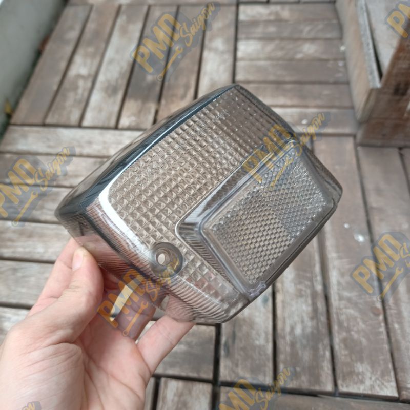 Bộ chụp đèn xi nhan khói và chụp đèn lái cái cub 82-dd đời cũ