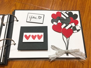 Scrapbook 15x21cm ( đen trắng )