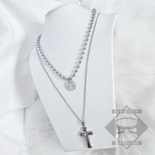 Set 2 vòng cổ mặt cười + thánh giá.