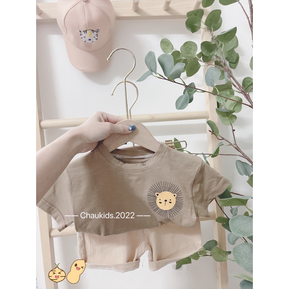 Bộ cổ tròn in hình gấu bé trai