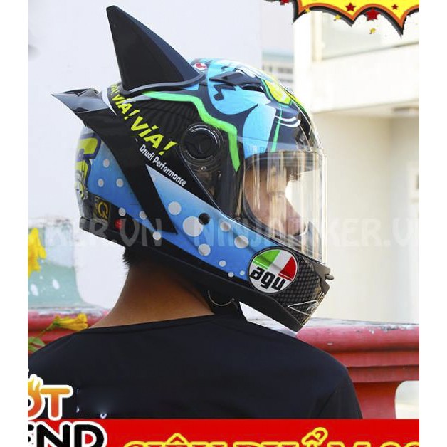 Sừng Batman gắn nón bảo hiểm