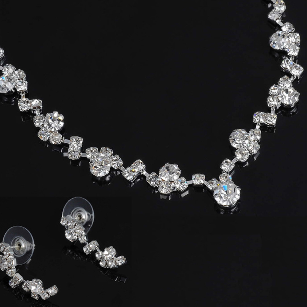 Bộ vòng cổ + Khuyên Tai Đính Đá Lấp Lánh Nhiều Màu