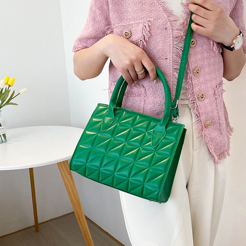 Túi Đeo Vai Hình Vuông Cỡ Lớn In Nổi Họa Tiết Kẻ Sọc Kiểu Hàn Quốc Thời Trang Mùa Xuân 2022