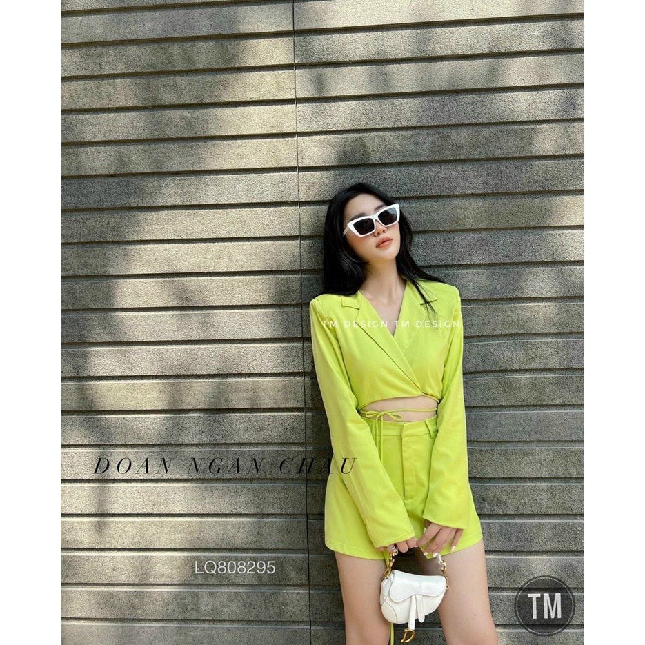 Sét bộ đồ nữ áo vest dài tay kết nơ dây phối chân váy xinh xắn giúp nàng nổi bật dự tiệc, đi biển