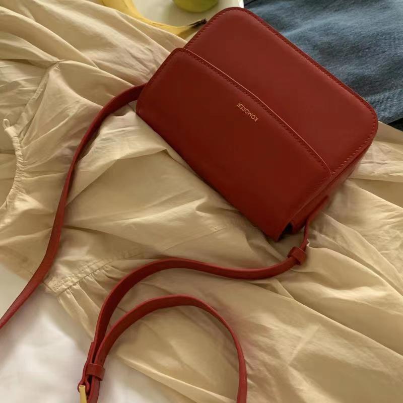 Túi Đeo Chéo Một Bên Vai Thiết Kế Cao Cấp Phong Cách Retro Nhật Hàn Màu Đỏ