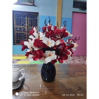 Bình hoa lụa hoa giả - lọ hoa Diên Vĩ… cắm sẵn trang trí phòng khách cao cấp- màu sắc hiện đại