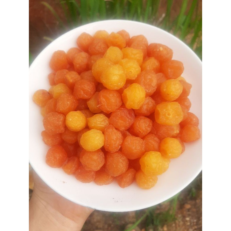 hộp 250gr mơ sữa sấy dẻo chua ngọt đặc sản Đà Lạt