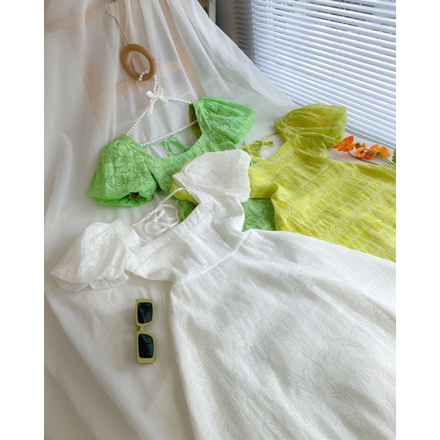 Đầm In Hoa Hở Vai