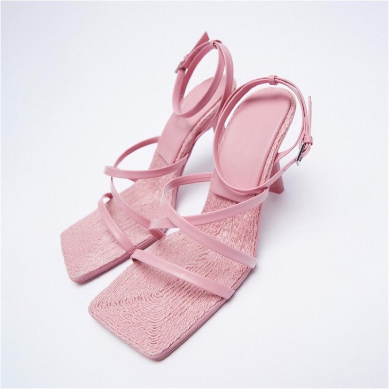 Sandal cói zara