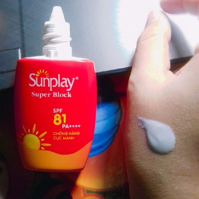 Sữa chống nắng cực mạnh Sunplay Super Block kháng nước tốt SPF 81/PA++++ 30g