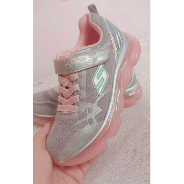 Giày bé gái hàng hiệu giá rẻ skechers