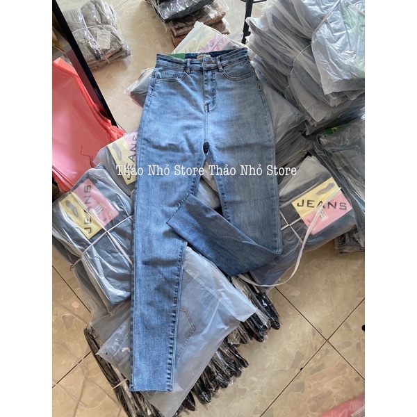 quần jean lưng cao trơn đơn giản xanh nhạt(hình thật shop Thảo Nhỏ Store chụp )