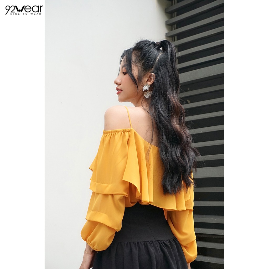 Chân váy ngắn 92WEAR màu đen, đủ size, dáng xòe thân dưới rút dúm JXW0800 | BigBuy360 - bigbuy360.vn