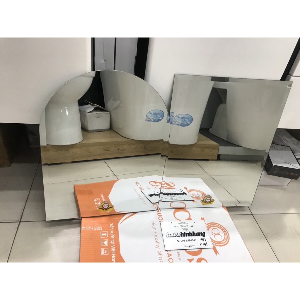 Gương soi phòng tắm - Kiếng soi nhà tắm 35x45cm, 45 x 60cm, 50x70cm, gương dày 5ly soi rất trong, sáng và thật