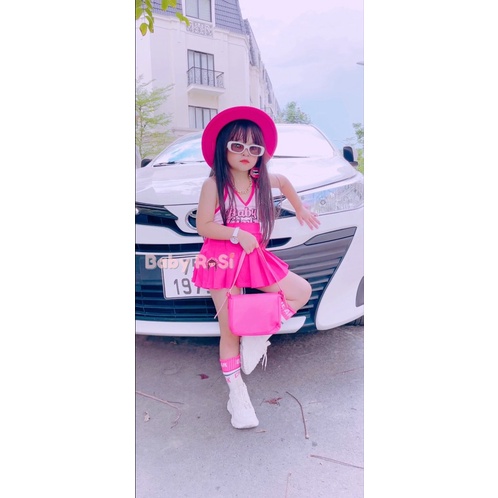 Áo yếm cổ V cho bé