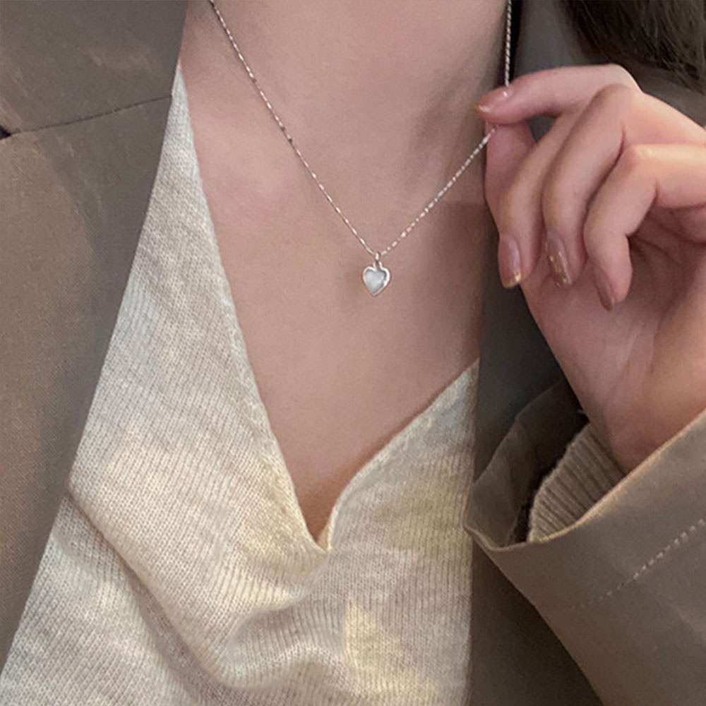 Vòng cổ Mặt Trái Tim Đá Opal Qipin